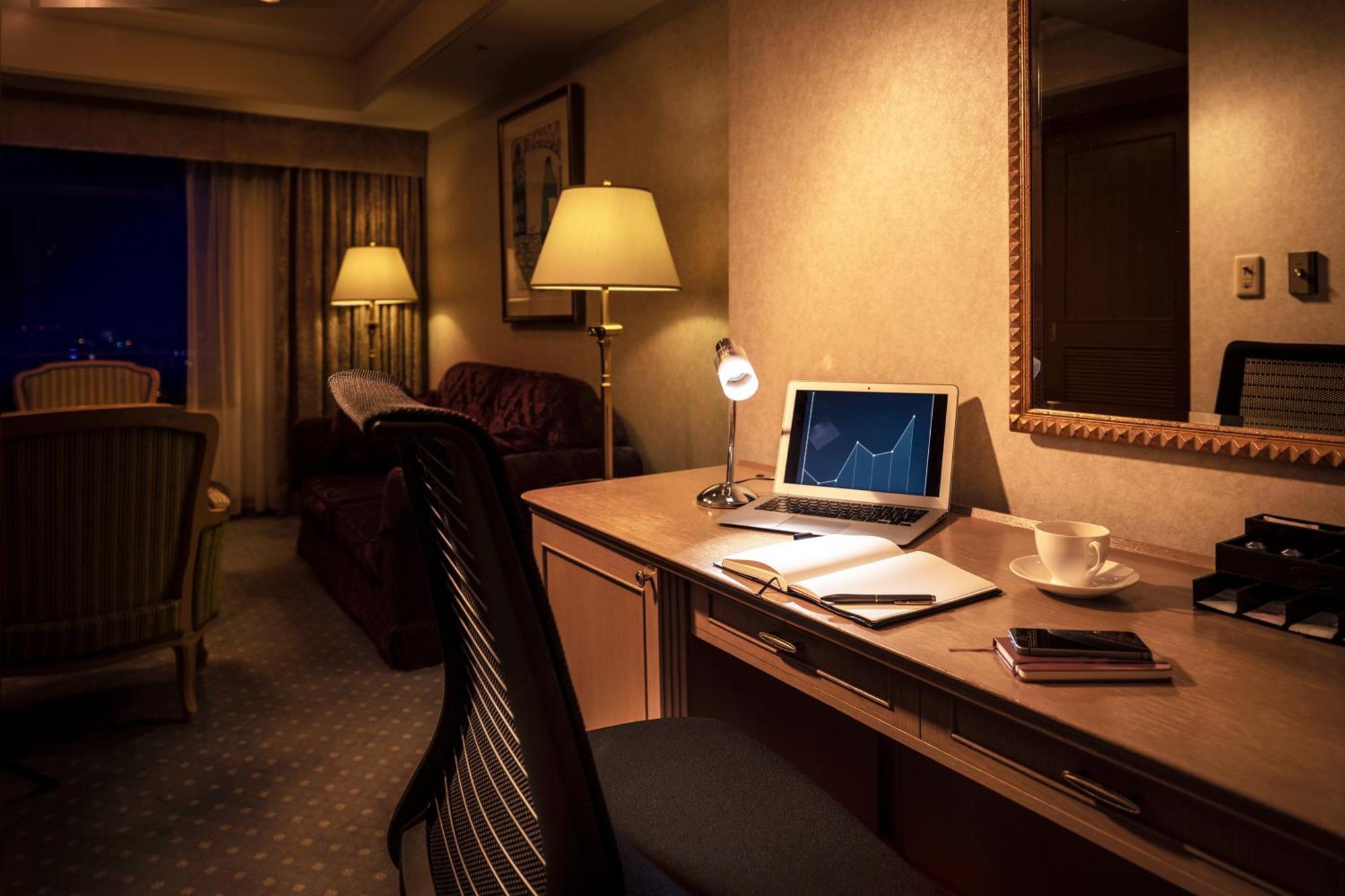 Hotel Agora Regency Osaka Sakai Sakai  Exterior photo A hotel room with a work desk